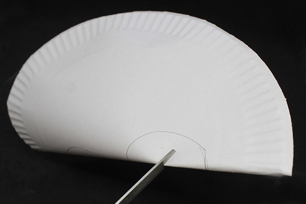 How to Make a Paper Plate Cat - Step 11