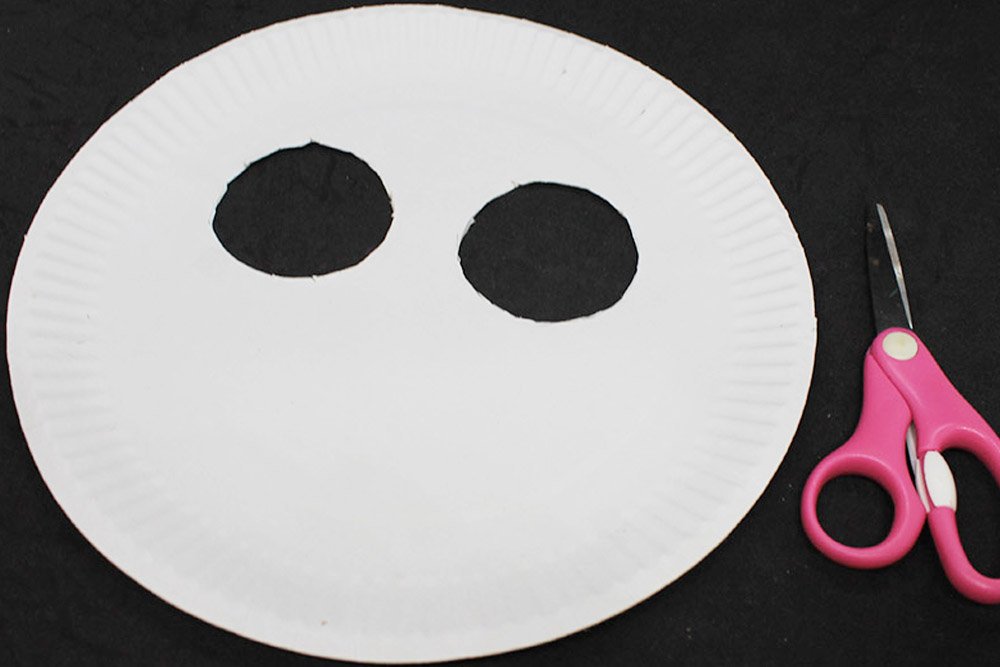 How to Make a Paper Plate Cat - Step 13