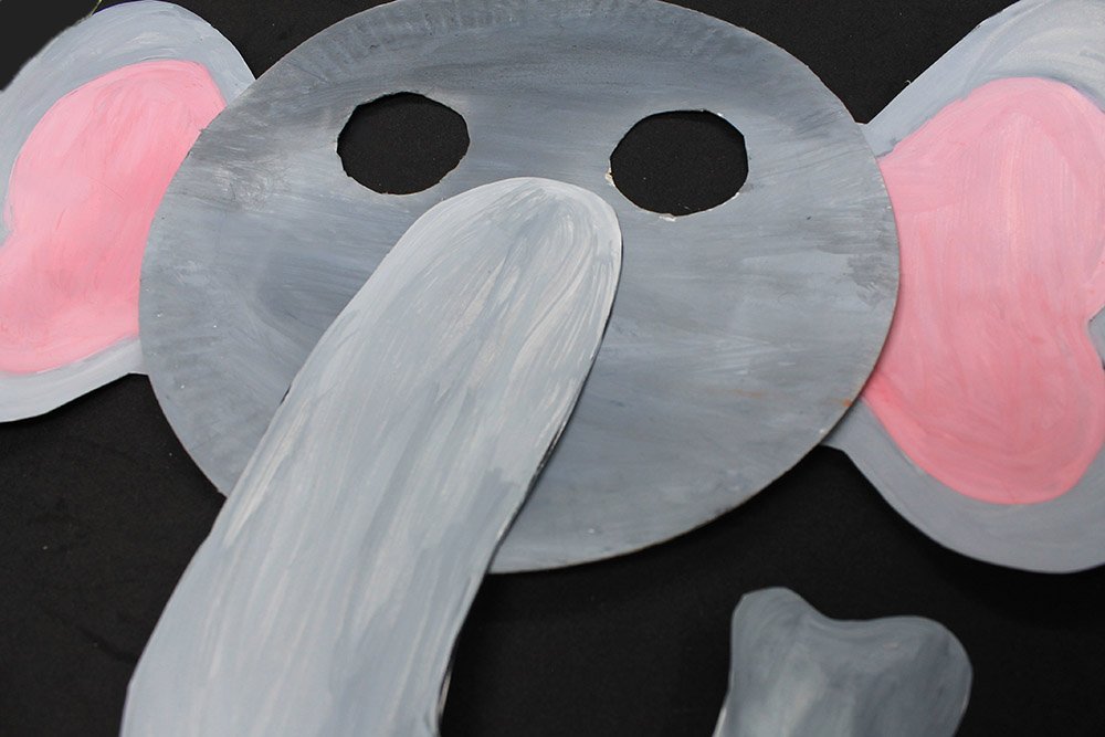 How to Make a Paper Plate Elephant - Step 17