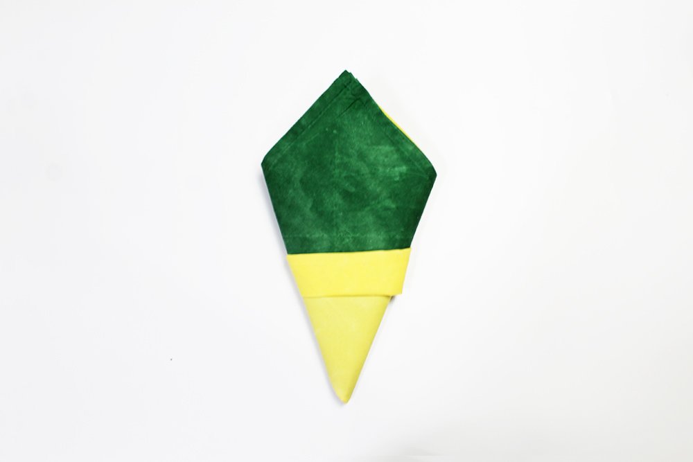 ice-cream-cone-napkin-fold-finished