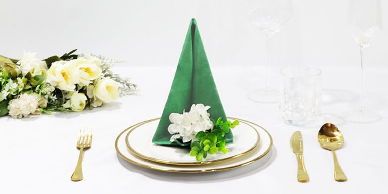 How To Make a Pillar | Quick Standing Napkin Folding